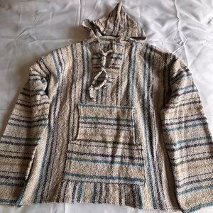 Artesanias Cuamatzi Woven Surfer Hoodie